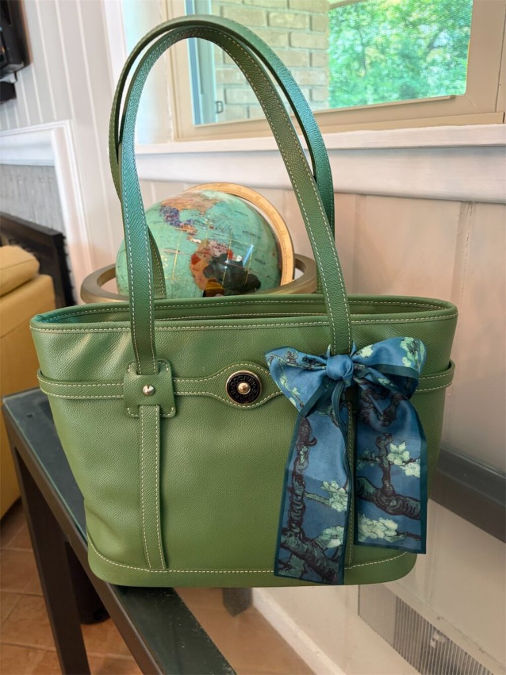 DOONEY & BURKE VINTAGE GREEN TOTE SATCHEL - EUC - WITH DB DUSTY